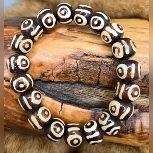 Bone Bead Stretch Bracelet 13½mm Spheres Size 7 - 7½